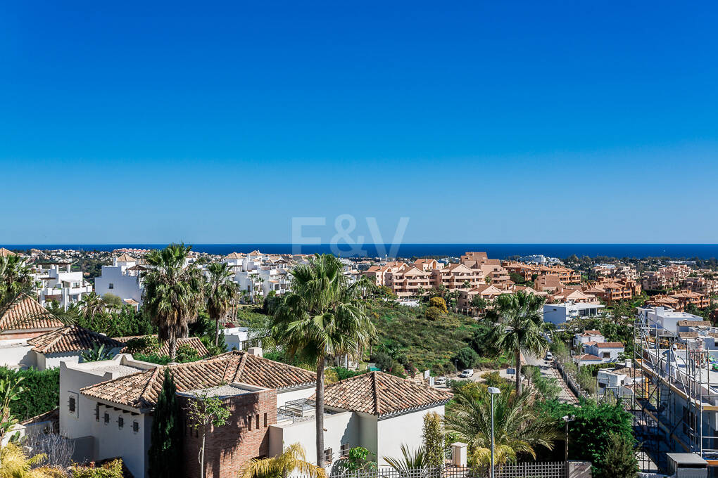 Modern Villa with Stunning Sea Views beside the Golf Course