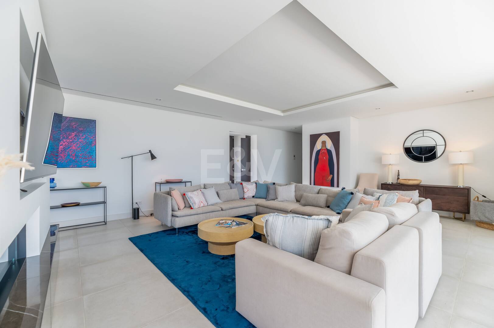 Modern Villa with Stunning Sea Views beside the Golf Course