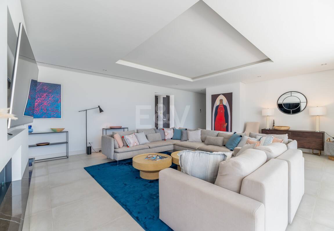 Modern Villa with Stunning Sea Views beside the Golf Course