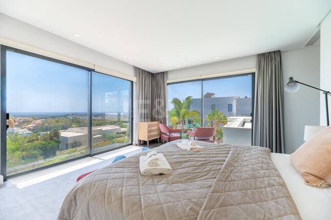 Modern Villa with Stunning Sea Views beside the Golf Course