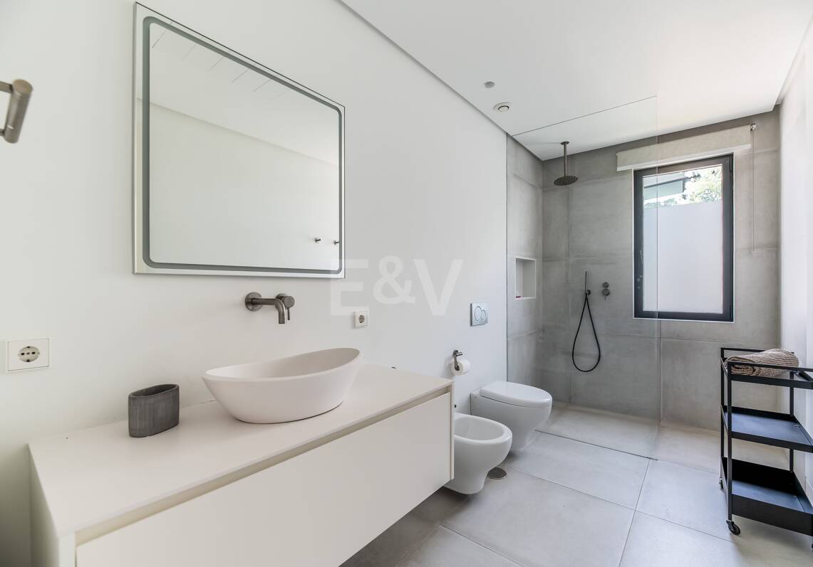 Moderne Villa mit fantastischem Meerblick neben dem Golfplatz