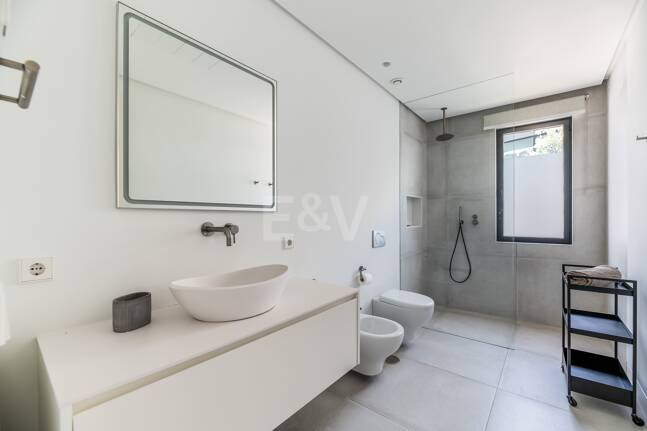 Modern Villa with Stunning Sea Views beside the Golf Course