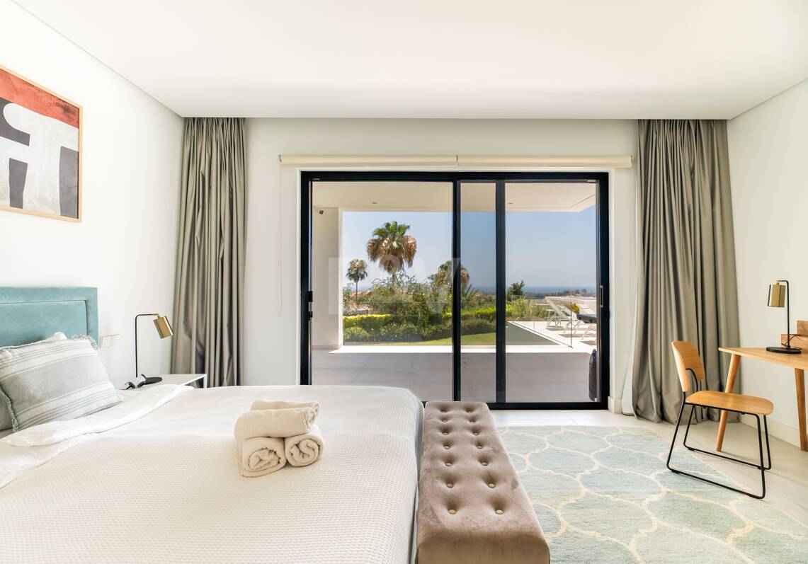 Moderne Villa mit fantastischem Meerblick neben dem Golfplatz