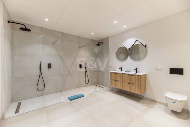 Modern Villa with Stunning Sea Views beside the Golf Course