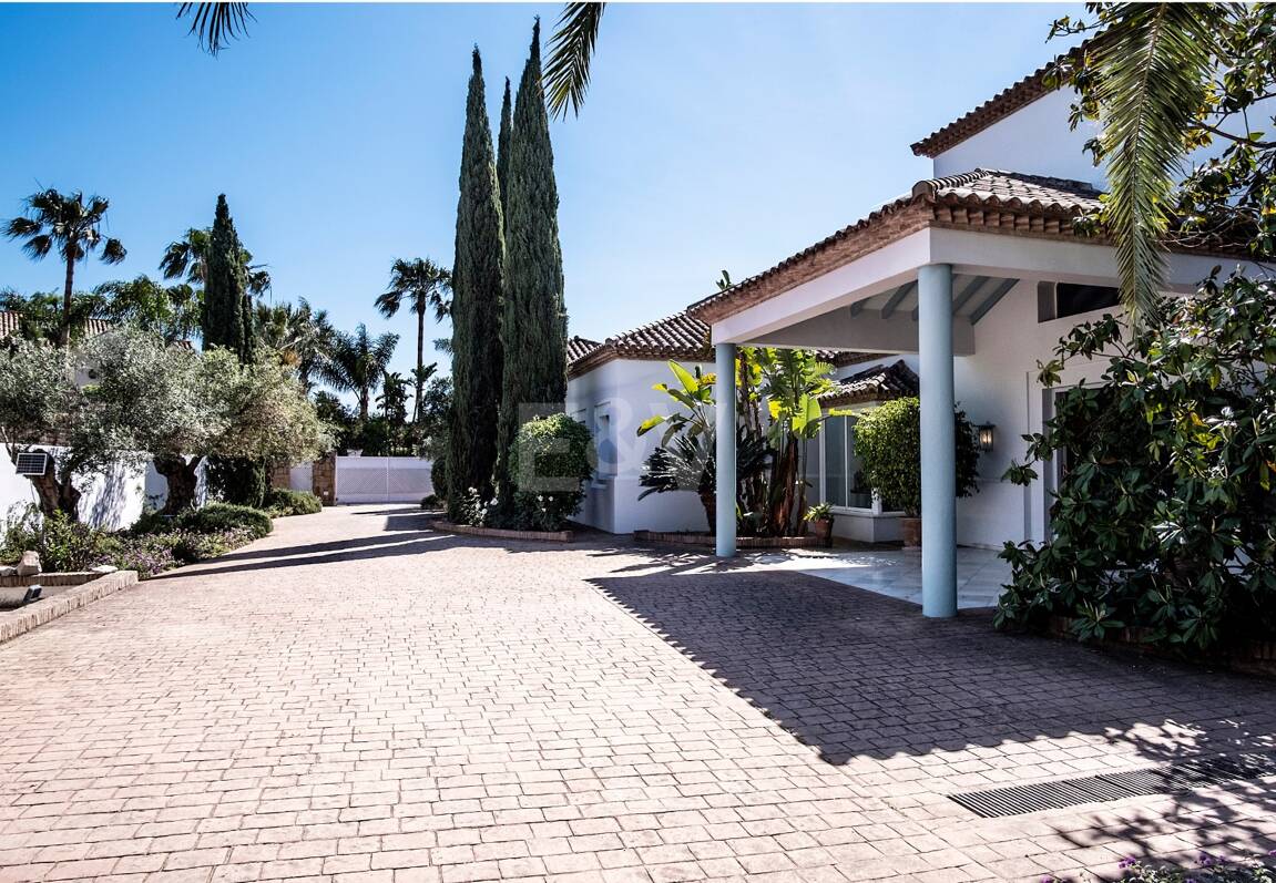 Superbe Villa de luxe à quelques pas de la plage de Guadalmina
