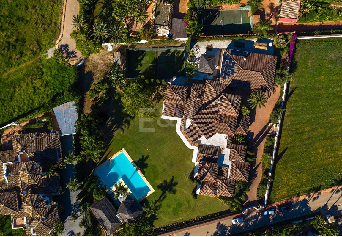 Superbe Villa de luxe à quelques pas de la plage de Guadalmina