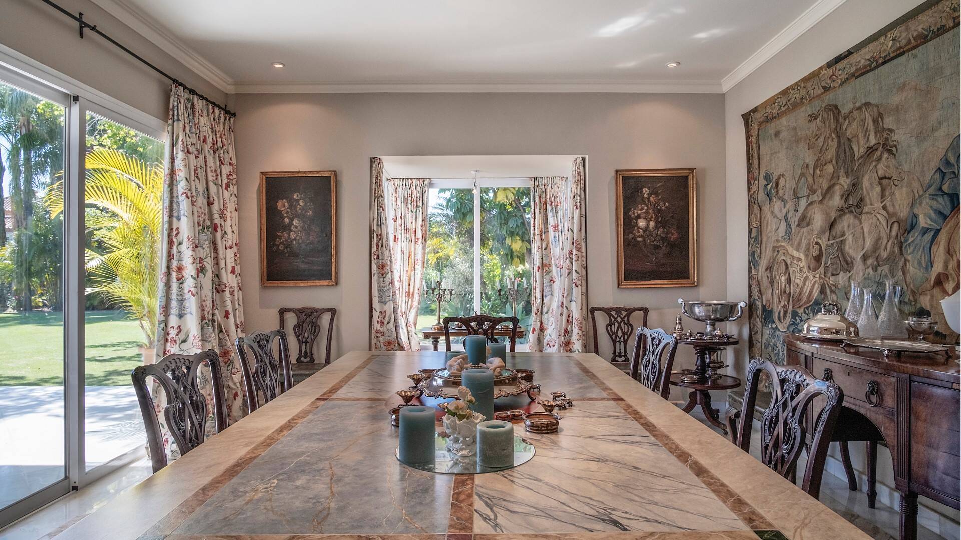 Superbe Villa de luxe à quelques pas de la plage de Guadalmina