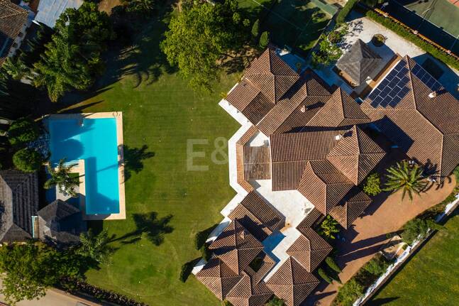 Superbe Villa de luxe à quelques pas de la plage de Guadalmina