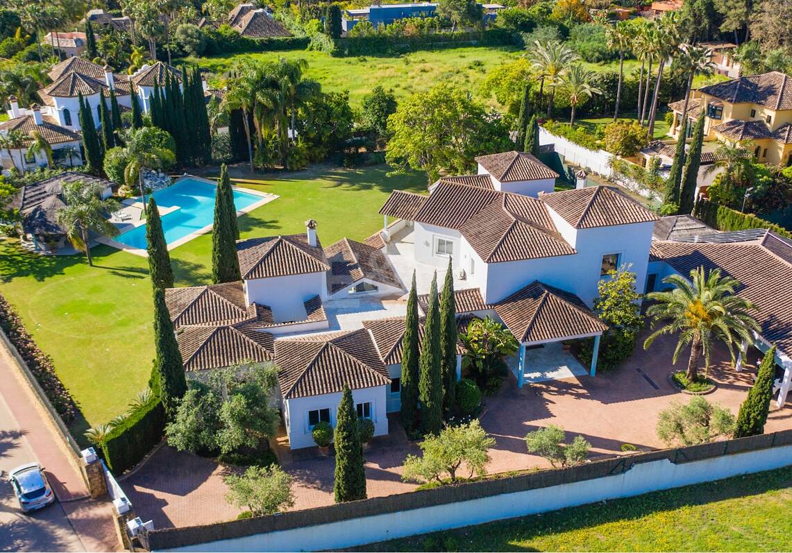 Fantastisk lyx Villa bara några steg från Guadalmina stranden