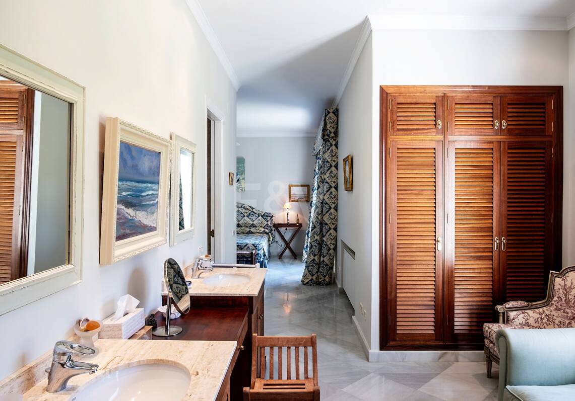 Fantastisk lyx Villa bara några steg från Guadalmina stranden