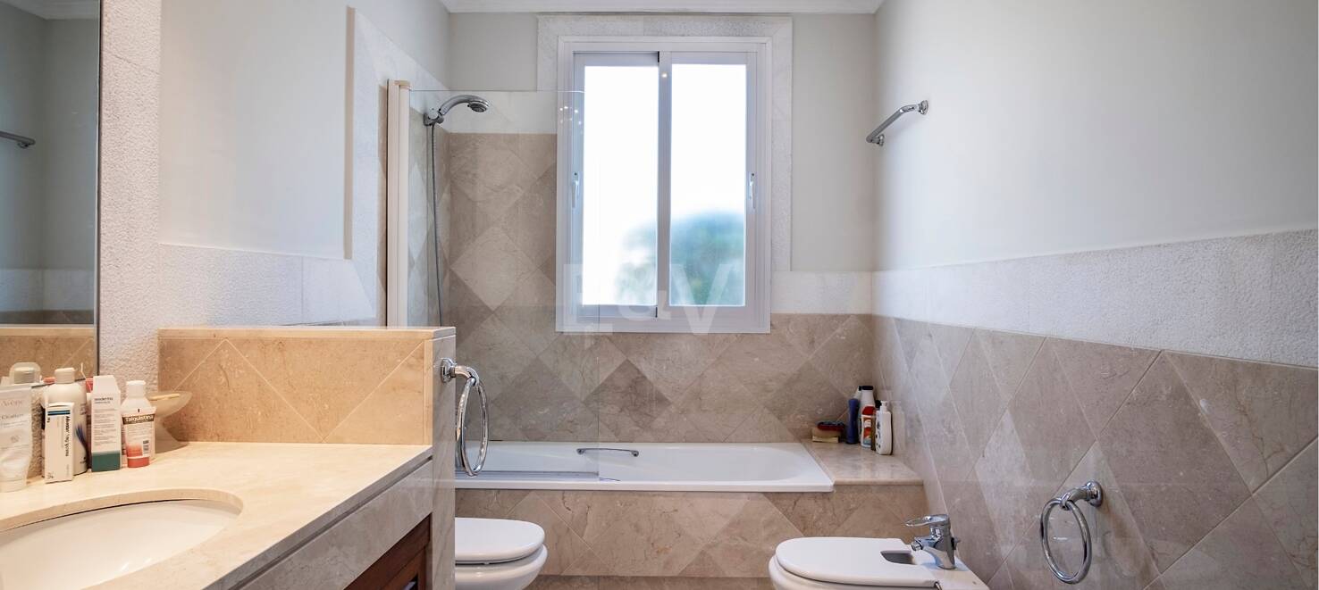 Stunning Luxury Villa just steps from Guadalmina beach