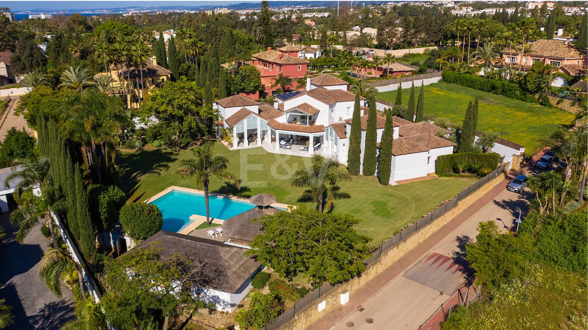 Superbe Villa de luxe à quelques pas de la plage de Guadalmina