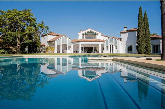Superbe Villa de luxe à quelques pas de la plage de Guadalmina