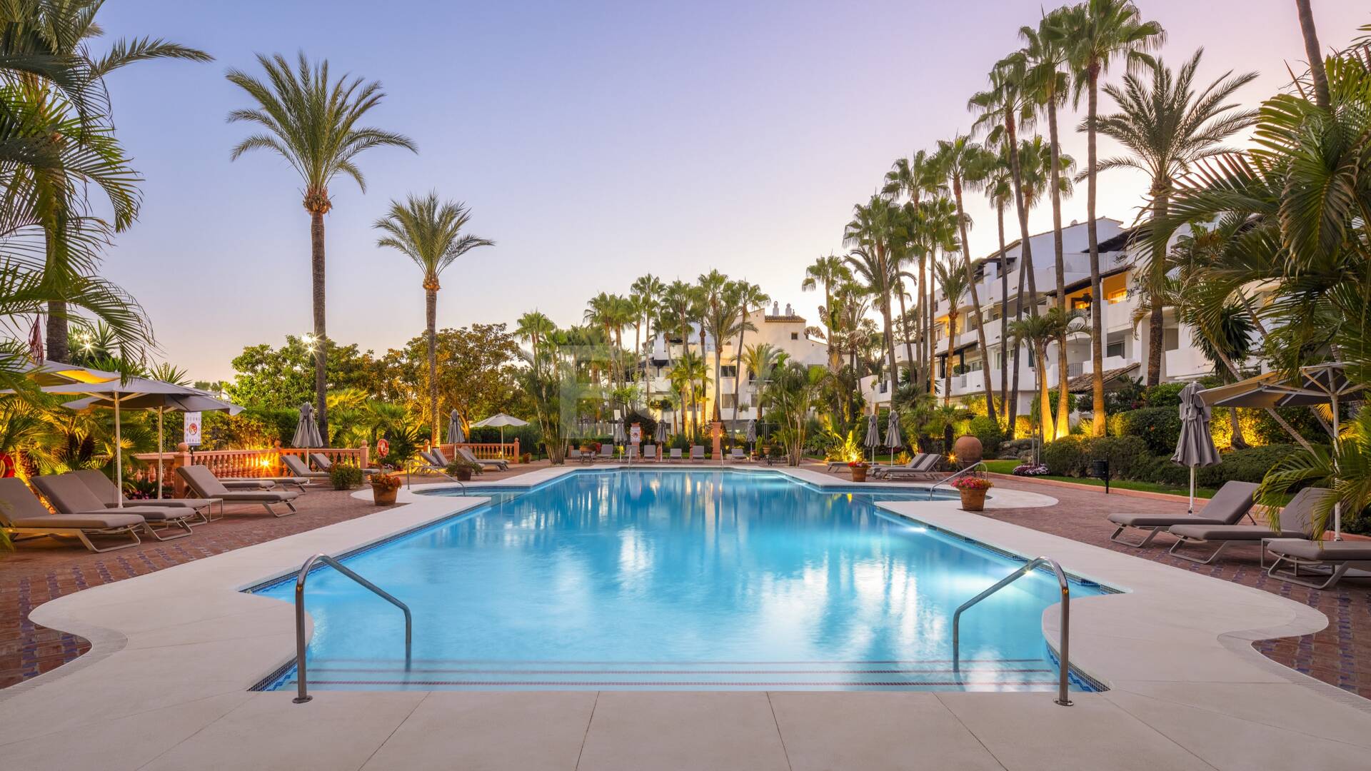 A Refined Ground Floor Apartment in Marbella’s Puente Romano Resort