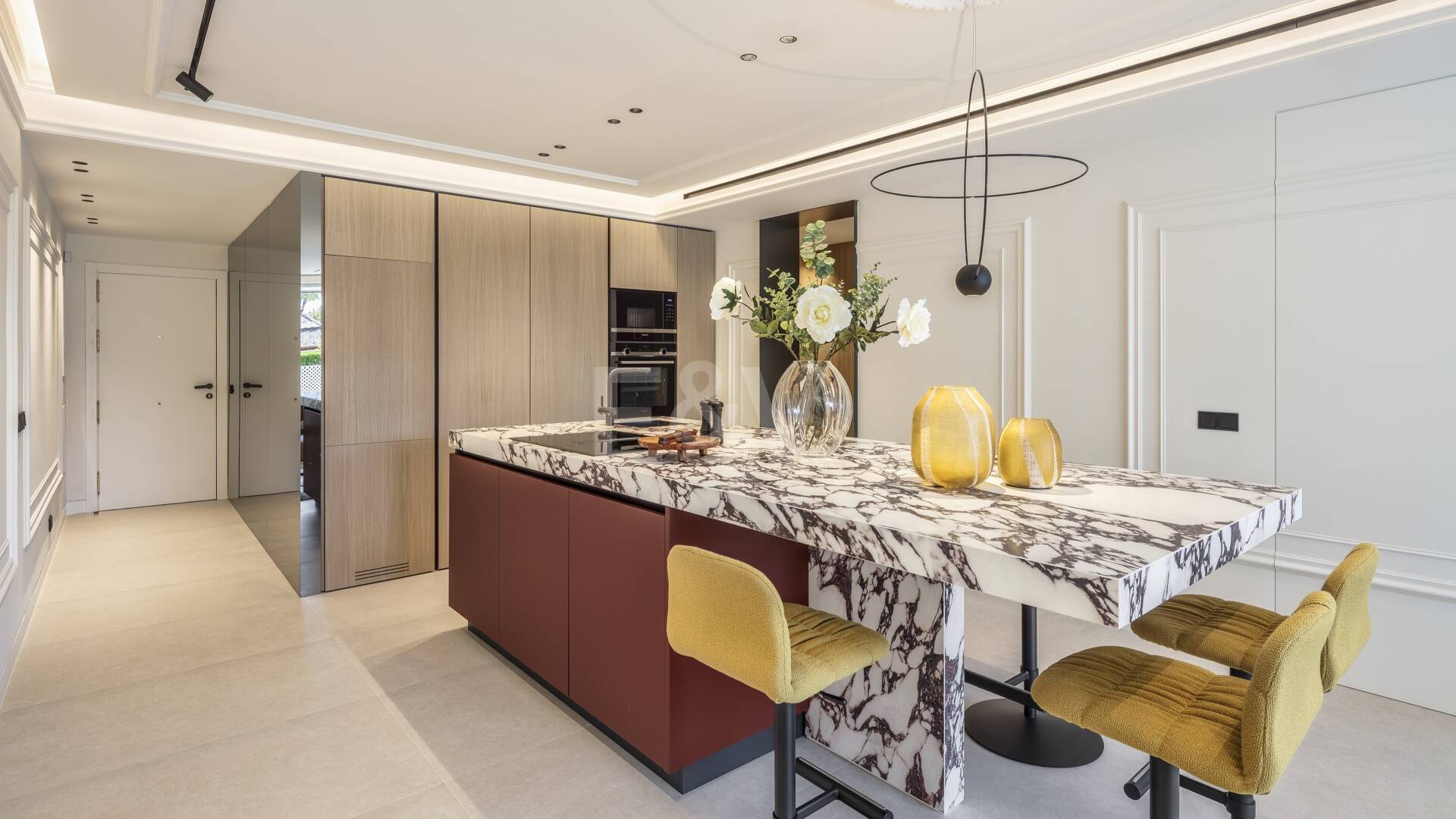 A Refined Ground Floor Apartment in Marbella’s Puente Romano Resort