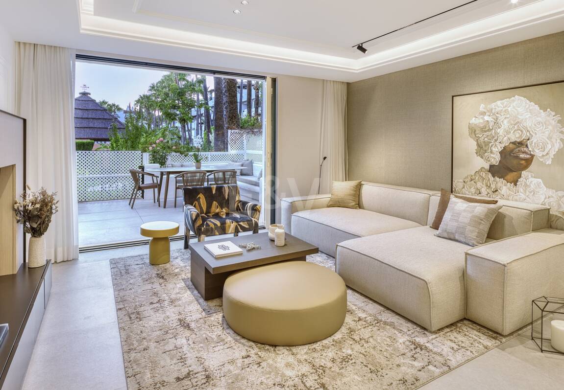 A Refined Ground Floor Apartment in Marbella’s Puente Romano Resort