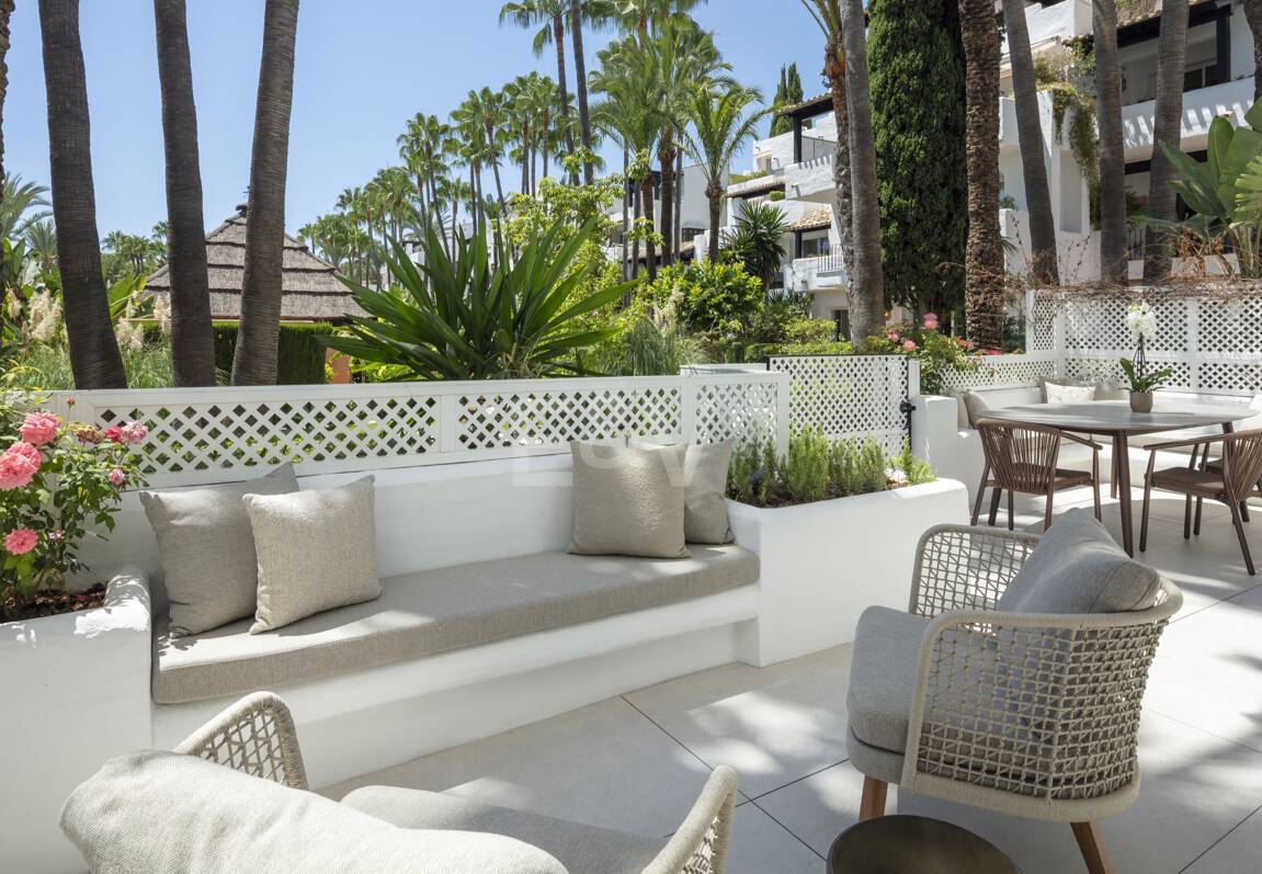 A Refined Ground Floor Apartment in Marbella’s Puente Romano Resort