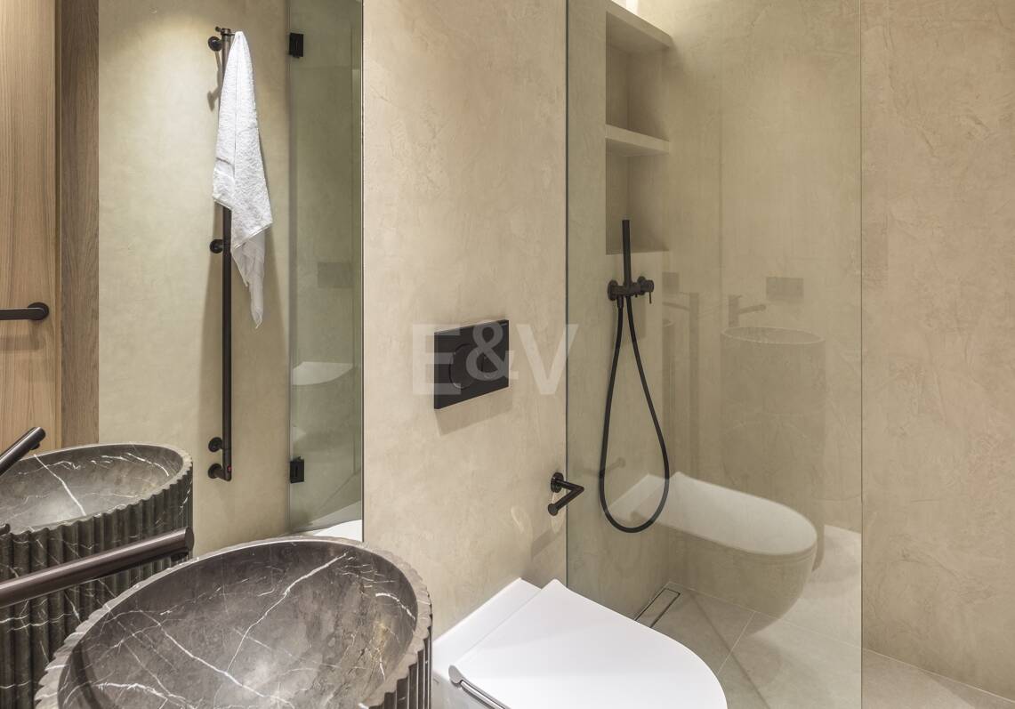 A Refined Ground Floor Apartment in Marbella’s Puente Romano Resort