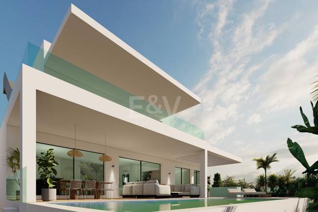 Stunning Modern Villa Project i San Pedro Beachside