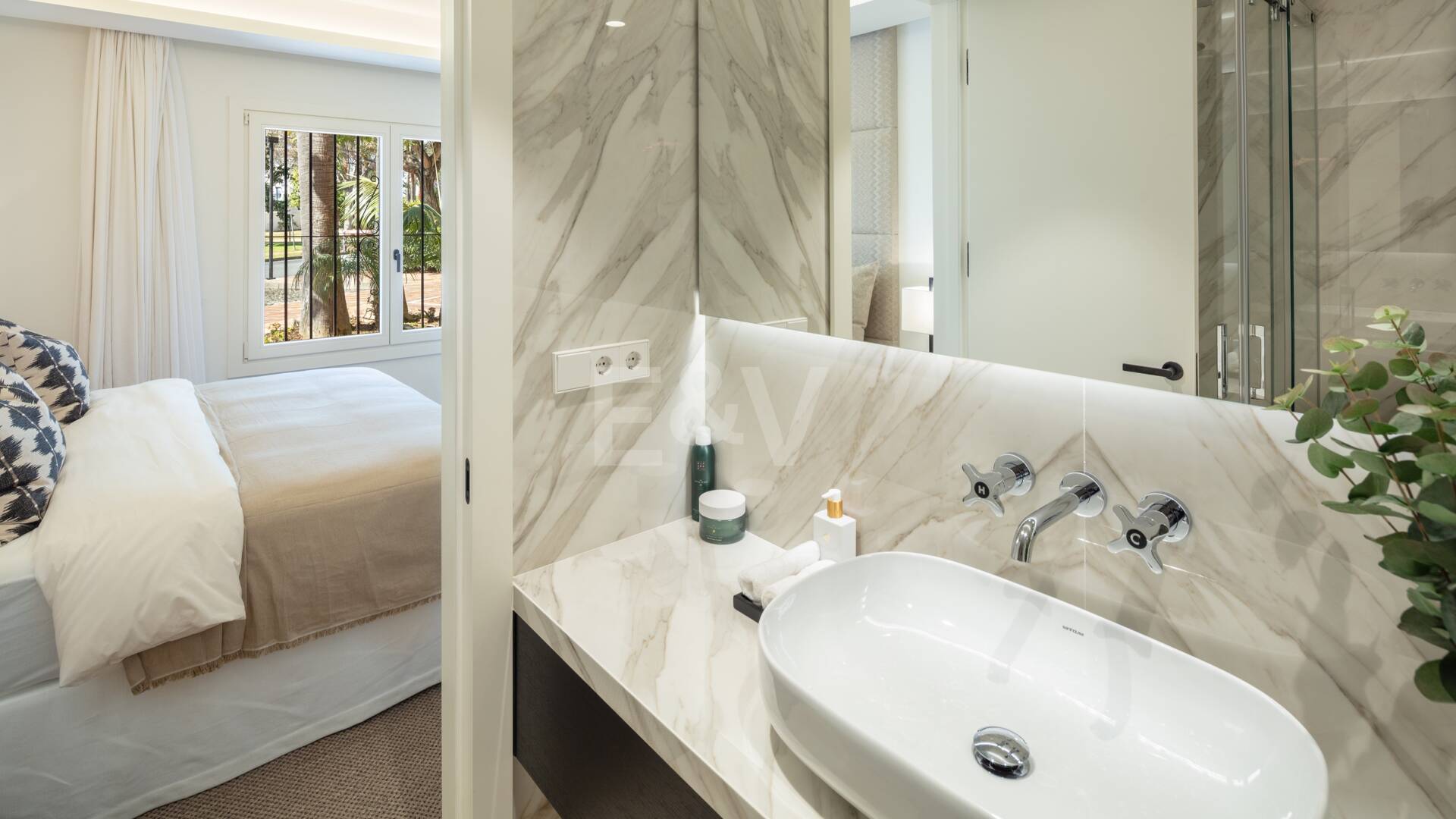 Exclusive Luxury in Puente Romano Resort on the Golden Mile