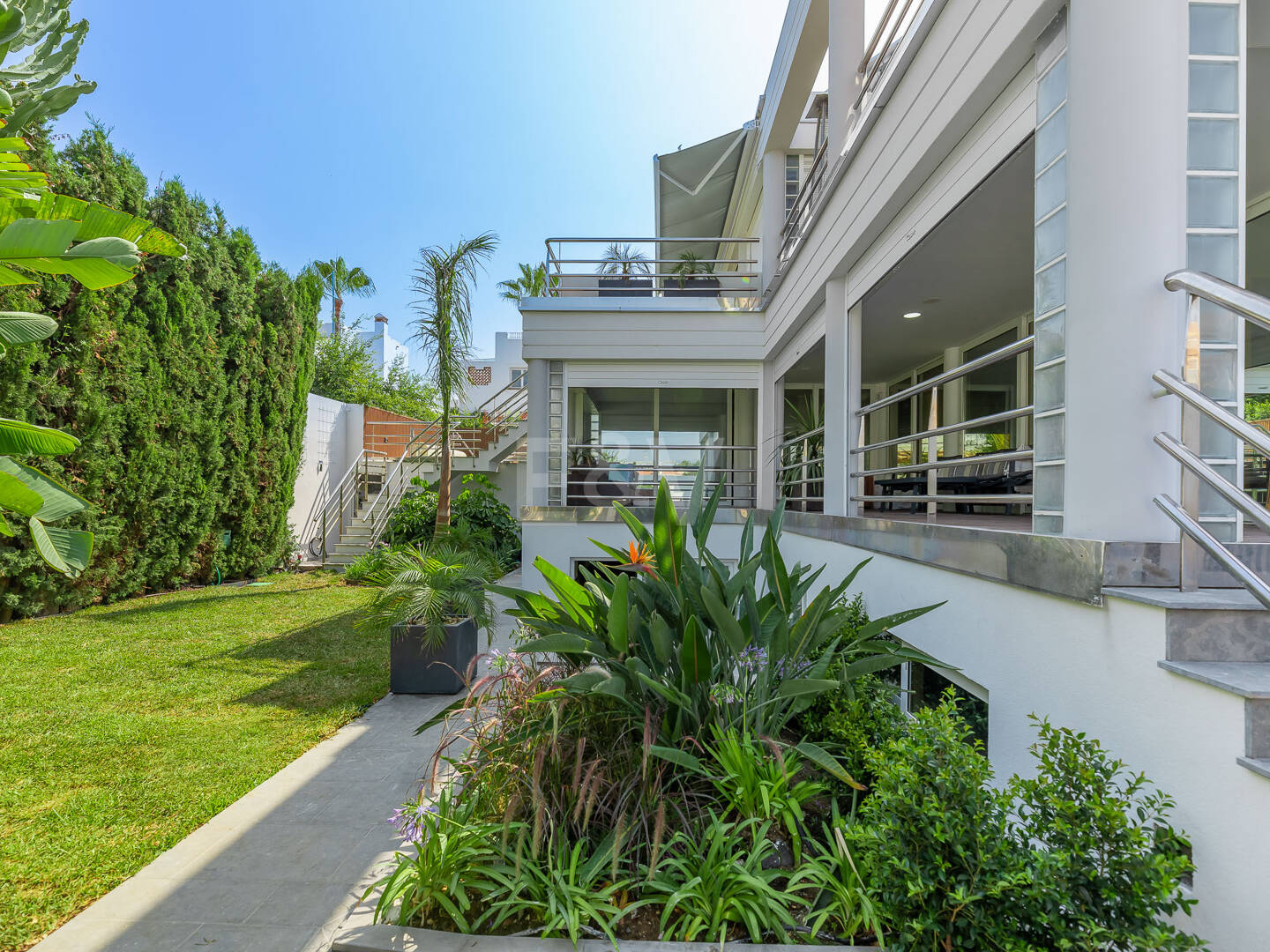 Villa à louer en San Pedro Playa, San Pedro de Alcantara