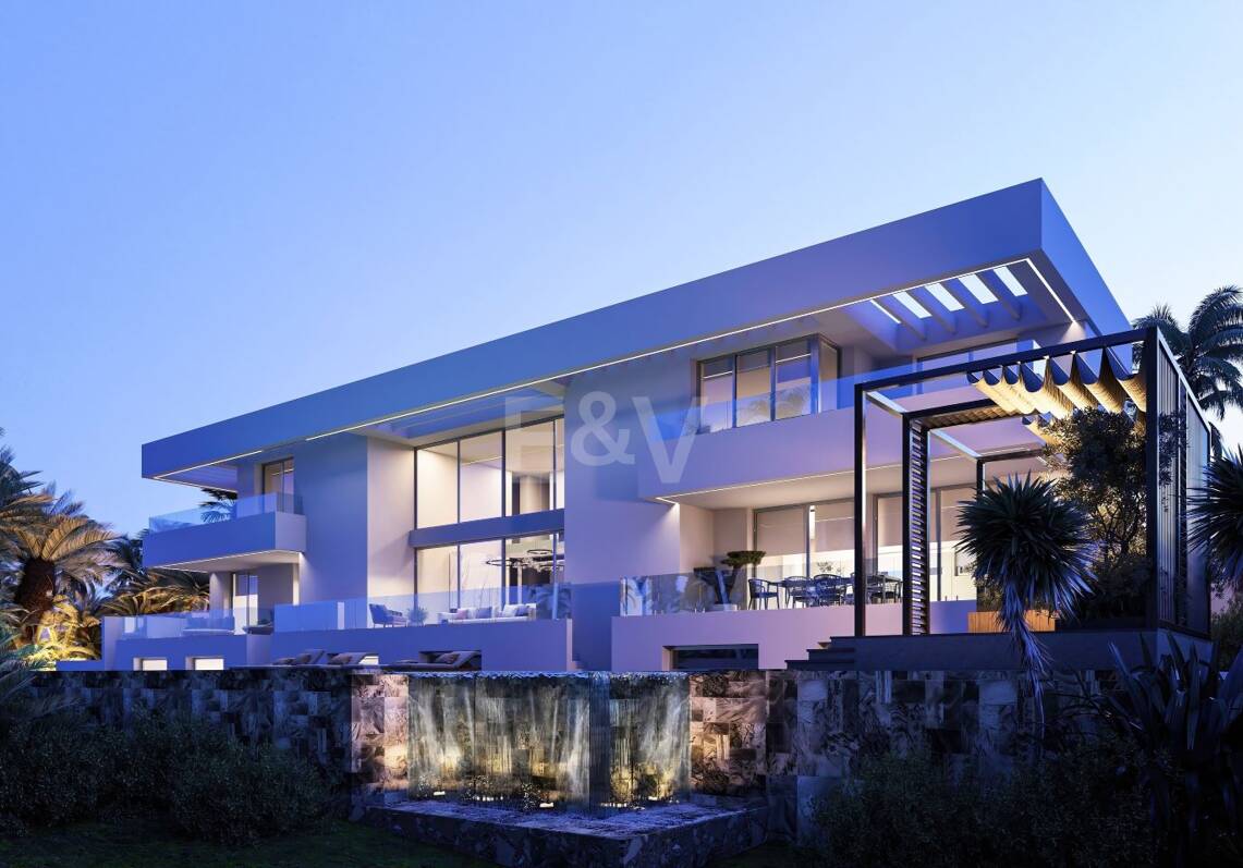 Contemporary El Paraiso Alto Villa Project with Golf and Sea Views