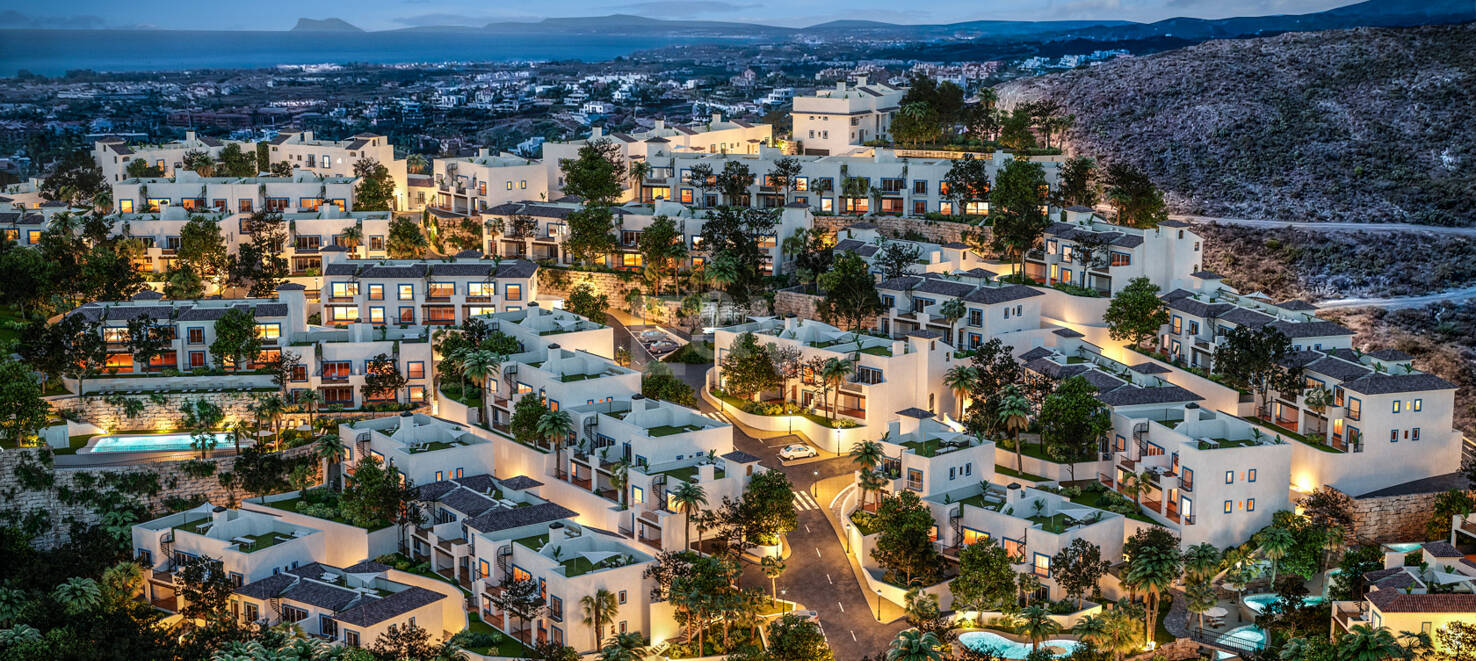 Projet de Villa El Paraiso Alto contemporain avec vue sur le golf et la mer