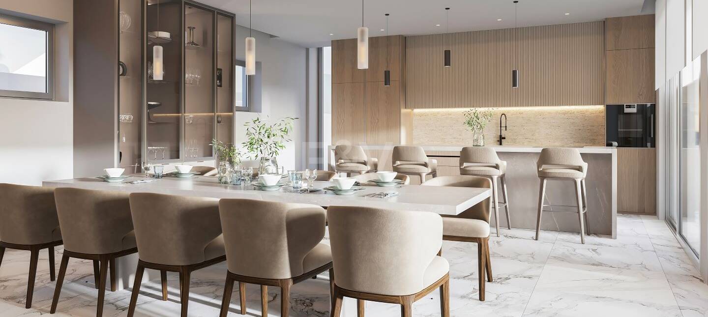Projet de Villa El Paraiso Alto contemporain avec vue sur le golf et la mer