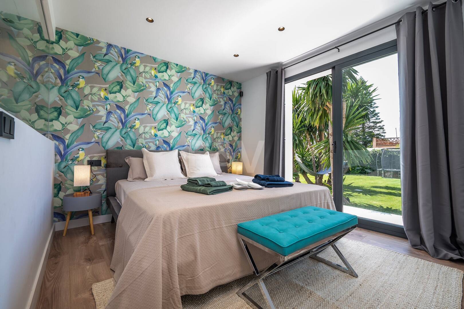 Contemporary Beachfront Villa in Marbella East: Perfect Family Getaway Steps from Elviria 's Best Beach