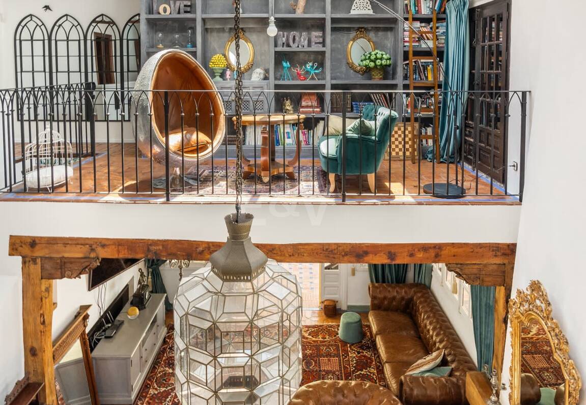 Propiedad en Primera Línea de Golf al Mejor Precio con Parcela Única Cerca del Mar y Servicios