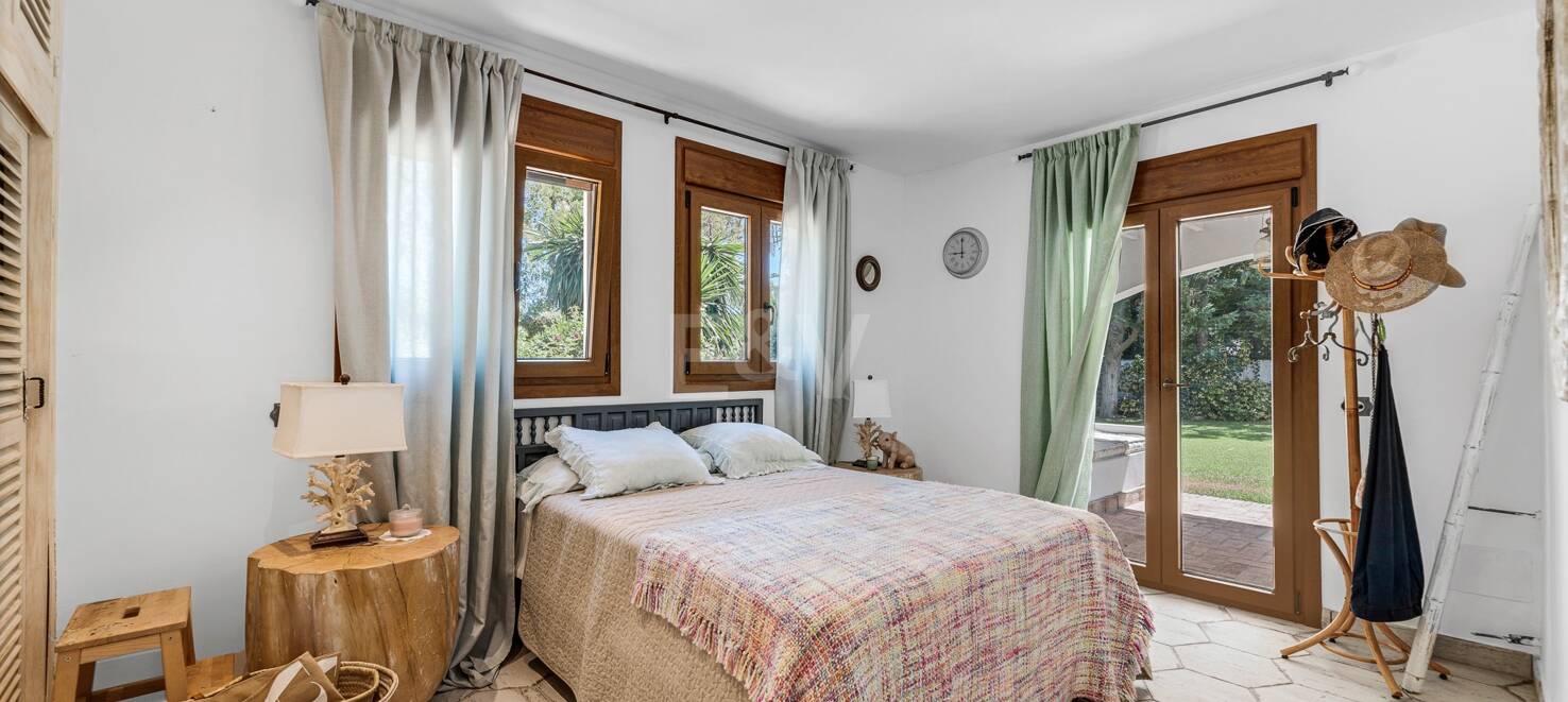 Best-Priced Frontline Golf Property with Unique Large Plot Near the Sea & Amenities