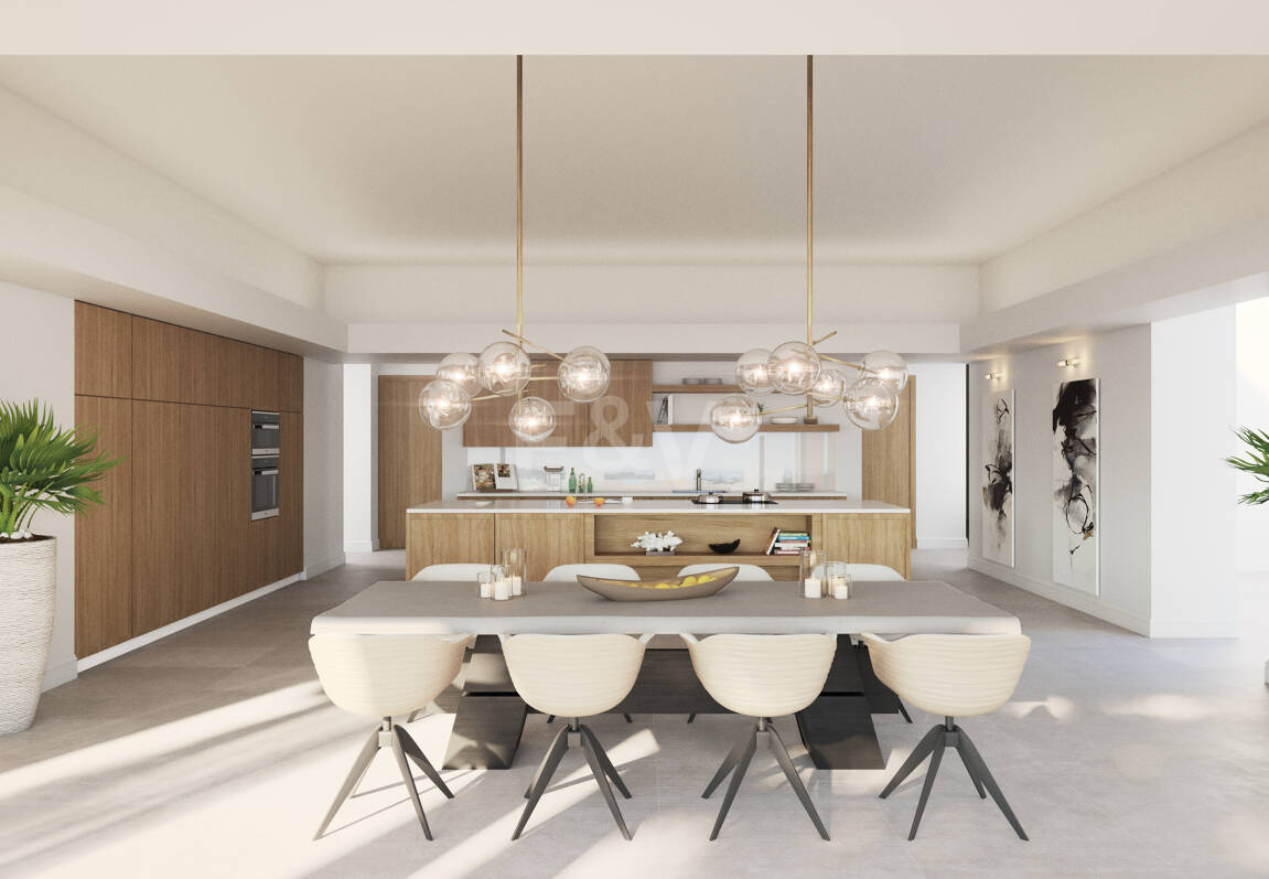 Samtida Villa Frontline Los Flamingos Golf med öppen havsutsikt