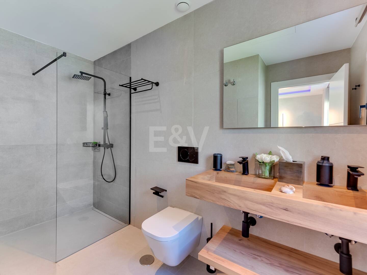 Villa de luxe en Costabella, Marbella Est. Prix à partir de 11 000 € par semaine