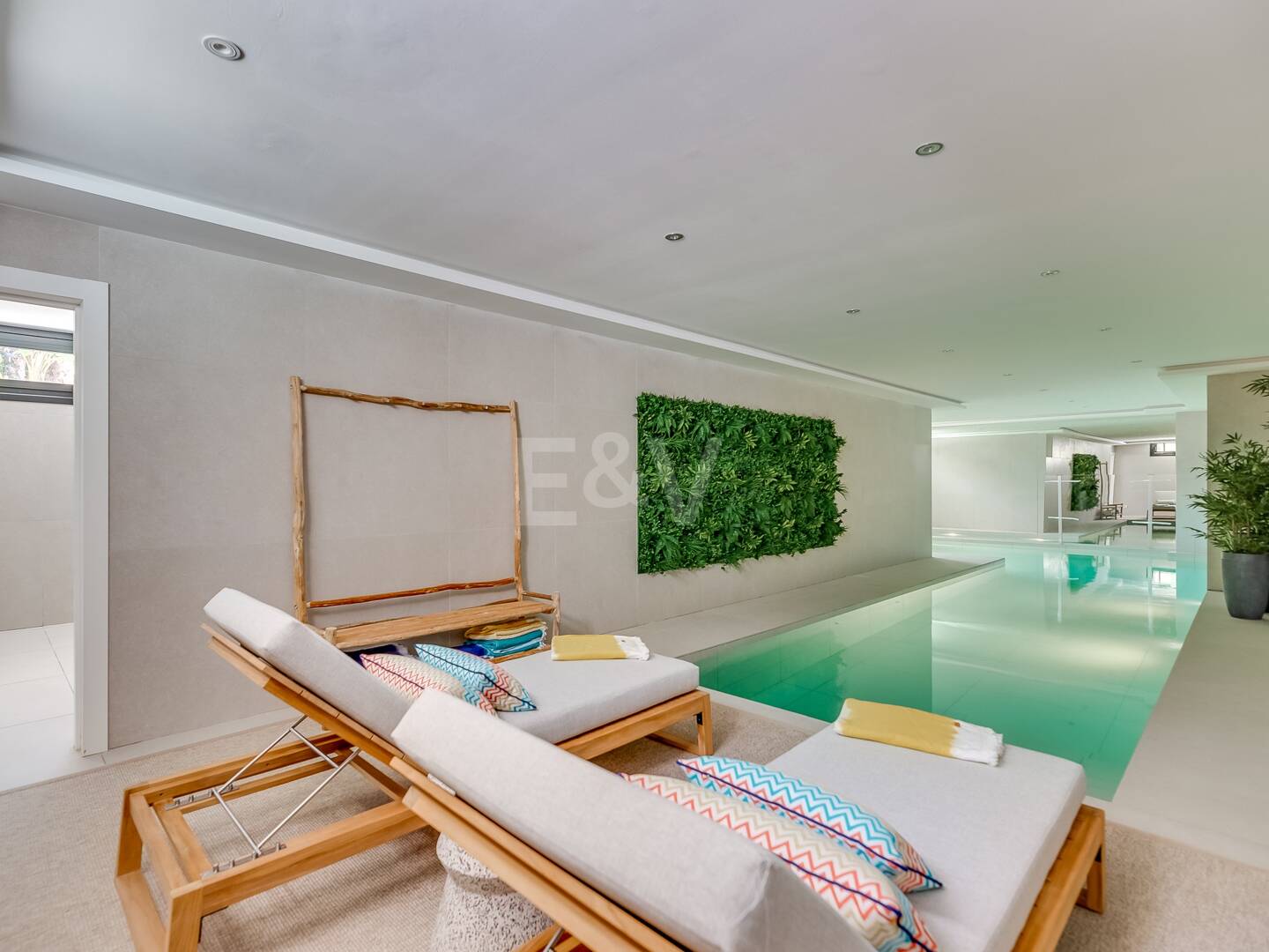 Lyxvilla i Costabella, Marbella East. Priser från 11 000 euro per vecka