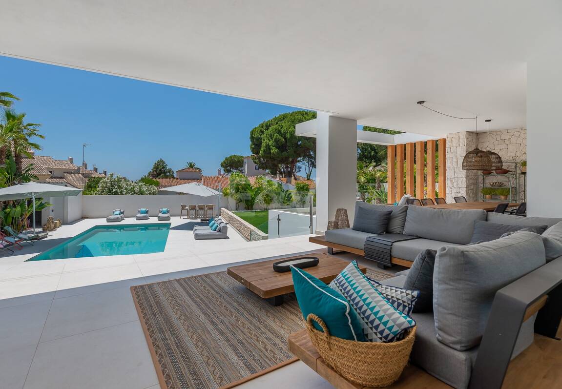 Lyxvilla i Costabella, Marbella East. Priser från 11 000 euro per vecka