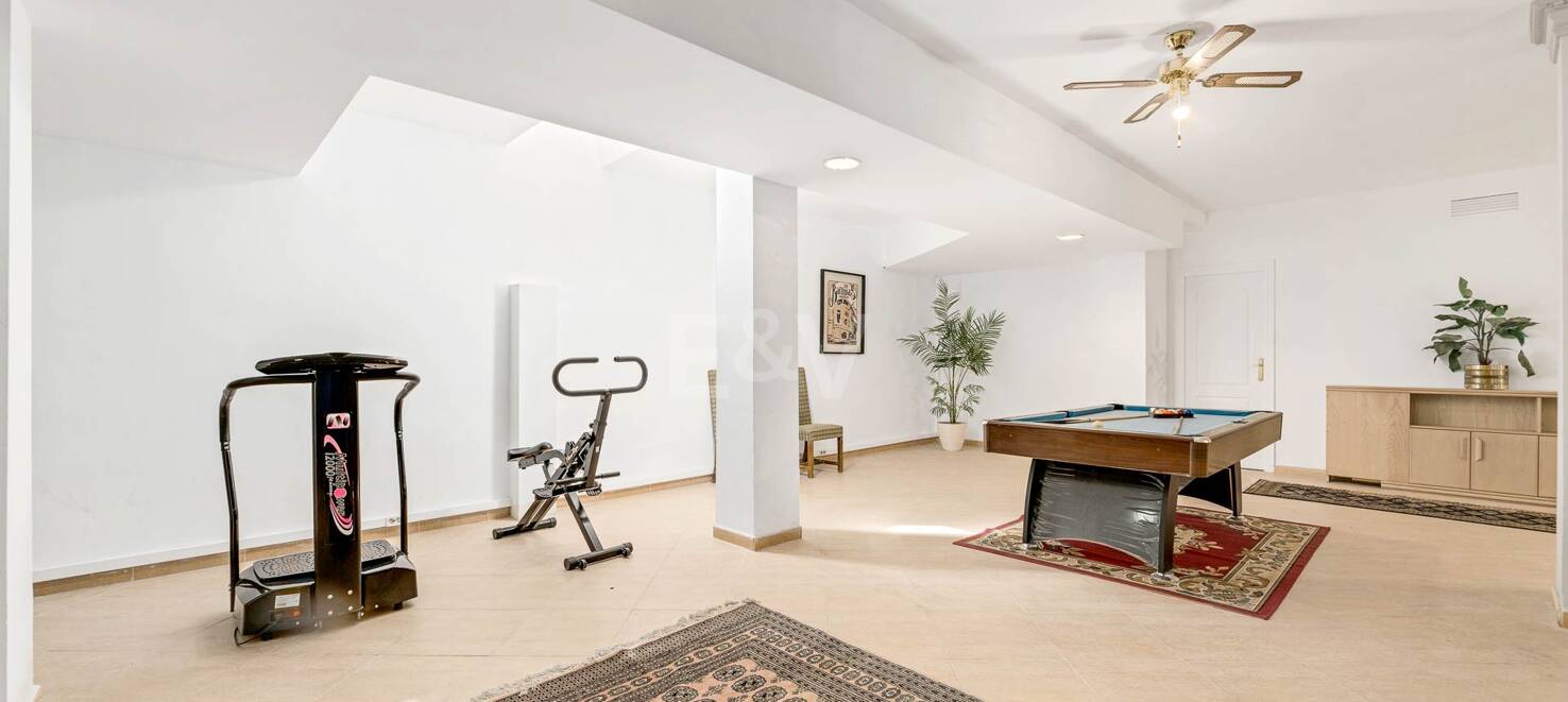 Villa att hyra i Los Arqueros, Benahavis