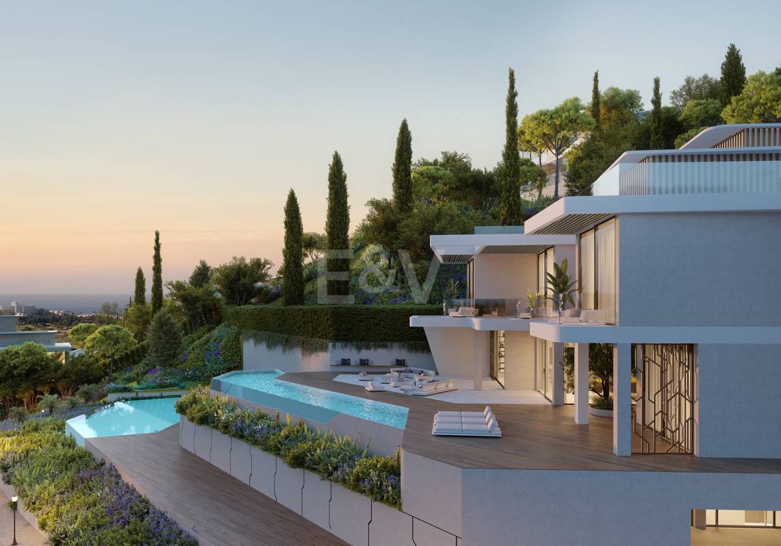Lamborghini-inspirerad Villa med en spektakulär fusion av design, golf och havsutsikt i El Paraiso Alto