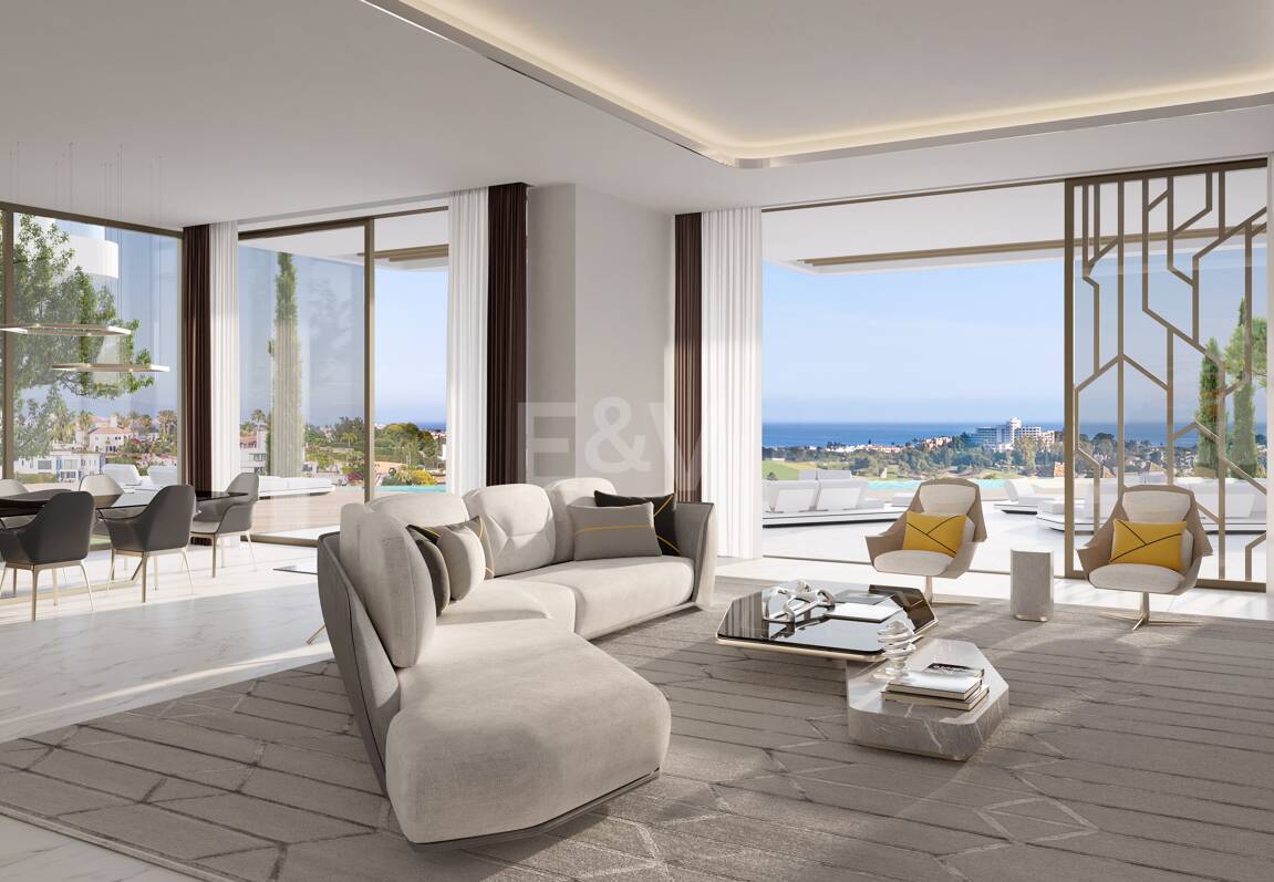 Von Lamborghini inspirierte Villa mit einer spektakulären Kombination aus Design, Golf und Meerblick in El Paraiso Alto