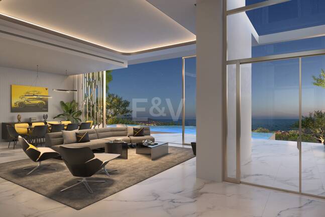 Villa El Paraiso Alto inspirada en Lamborghini con vistas al mar y al golf