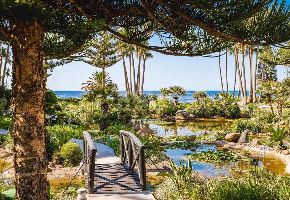 Impeccable Southwest-Facing Garden Apartment in Marina Puente Romano