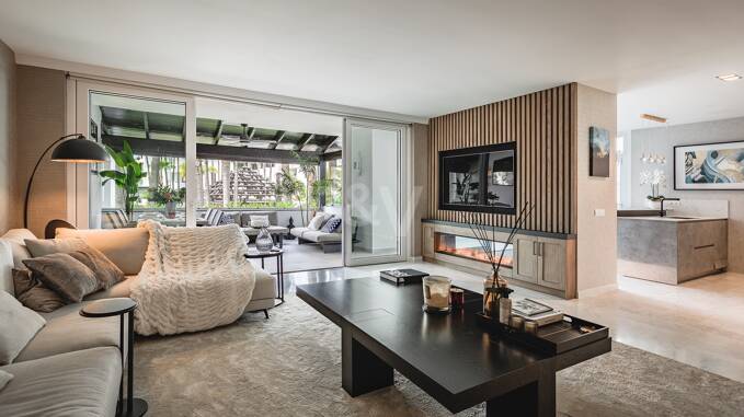 Impecable apartamento con orientacion al suroeste en Marina Puente Romano