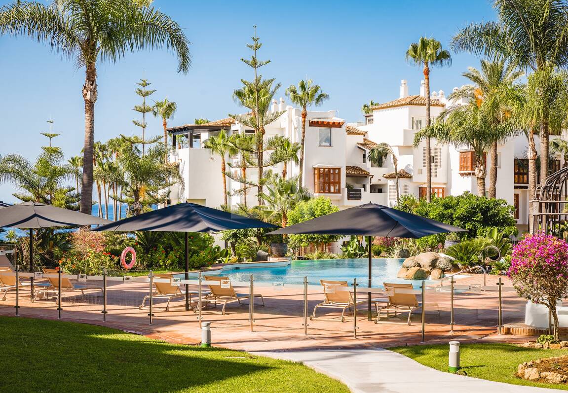 Impeccable Southwest-Facing Garden Apartment in Marina Puente Romano