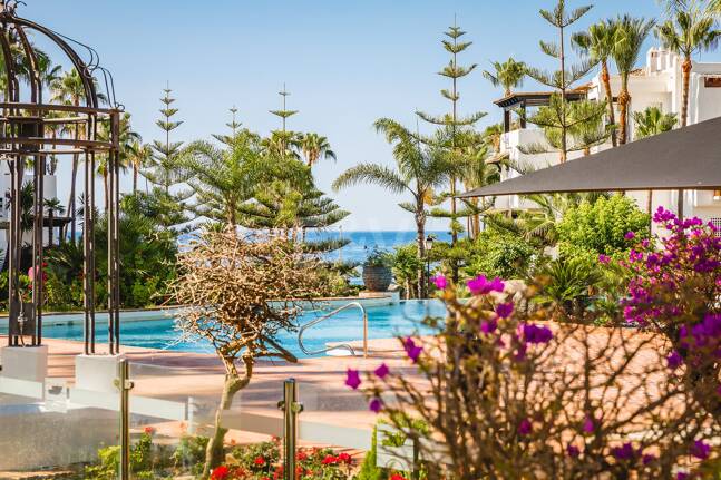 Impeccable Southwest-Facing Garden Apartment in Marina Puente Romano