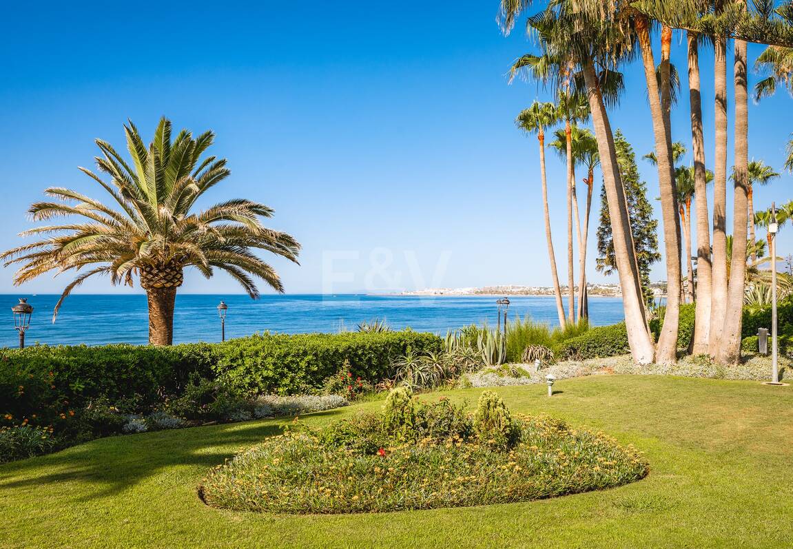 Impeccable Southwest-Facing Garden Apartment in Marina Puente Romano