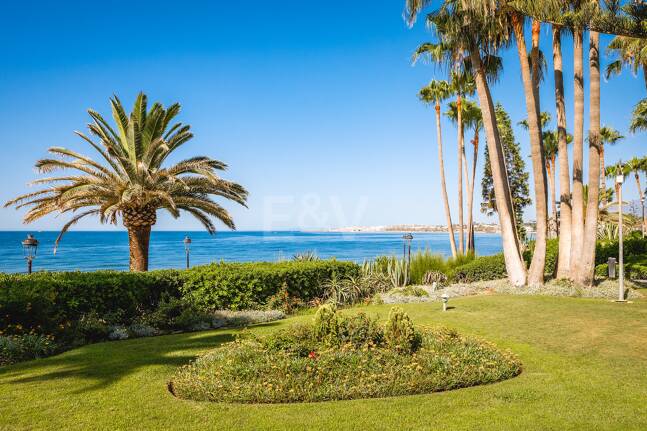 Impeccable Southwest-Facing Garden Apartment in Marina Puente Romano