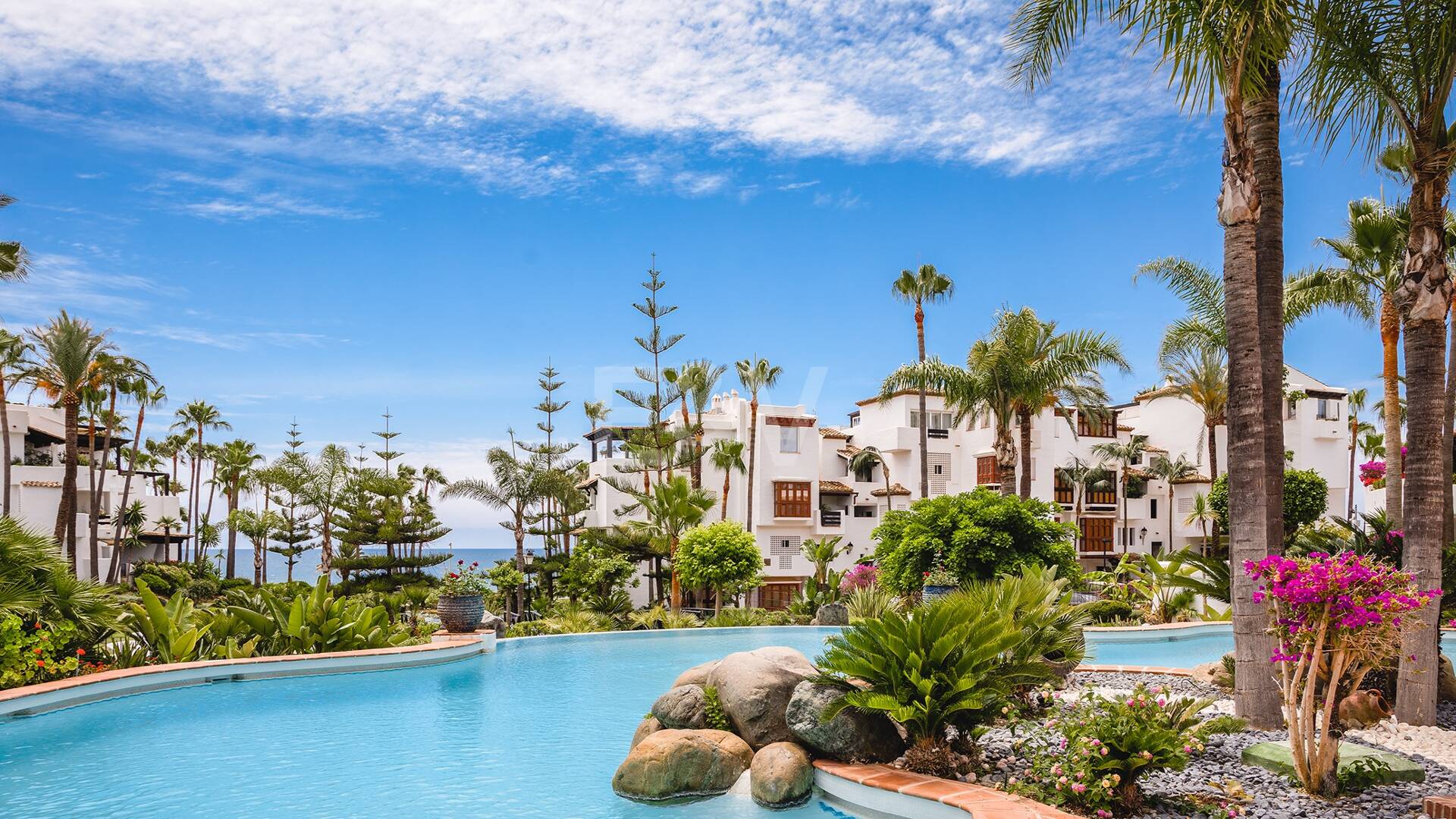 Impeccable Southwest- Facing Garden Apartment w Marina Puente Romano