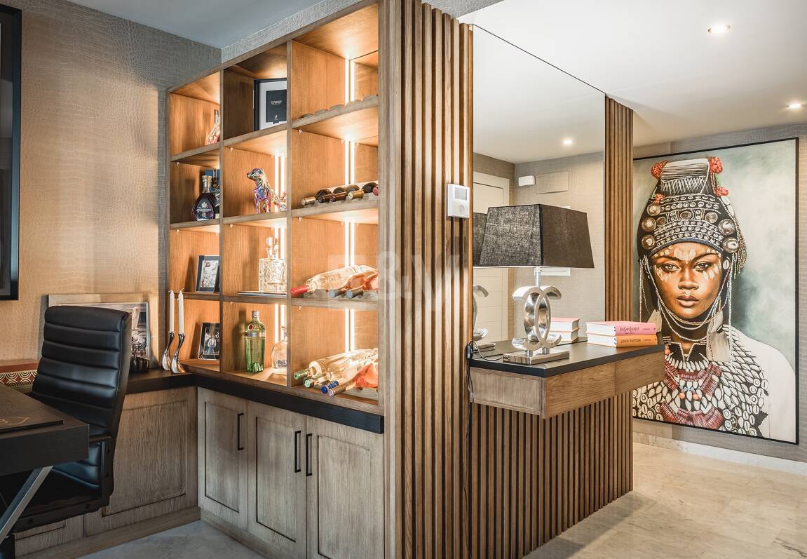 Impeccable Southwest-Facing Garden Apartment in Marina Puente Romano