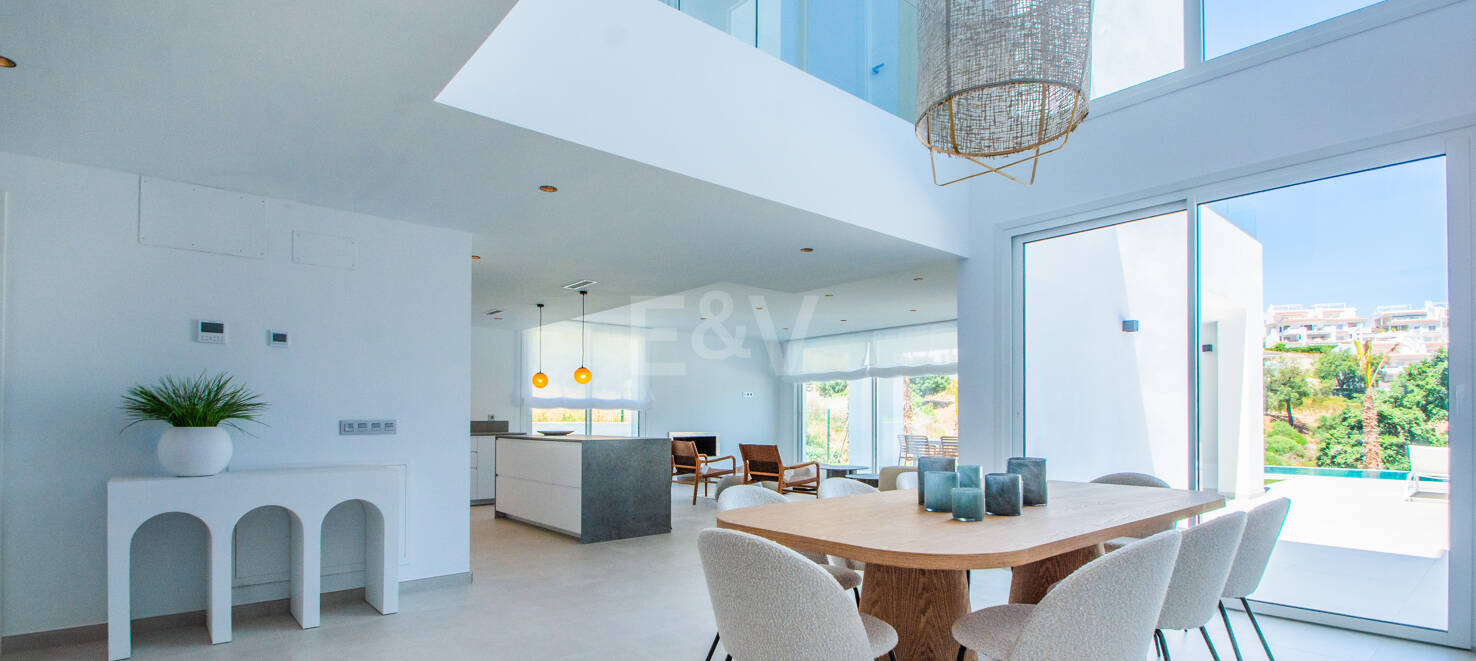 Stunning Brand New Villa i La Mairena