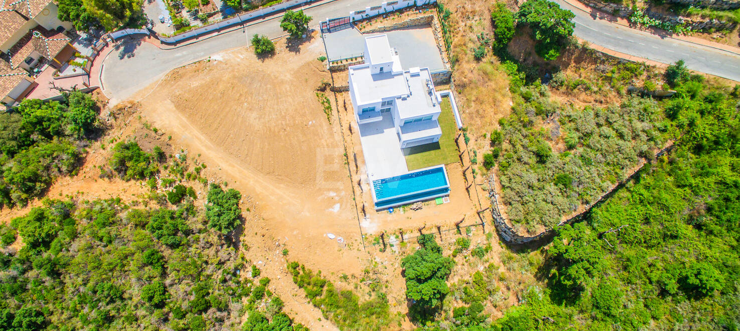 Stunning Brand New Villa i La Mairena
