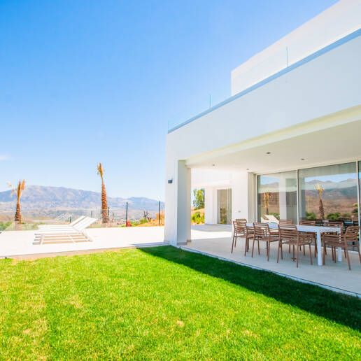Stunning Brand New Villa i La Mairena